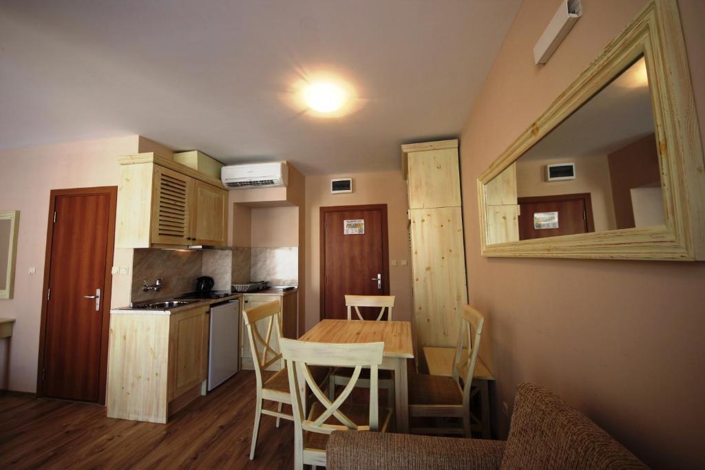 Menada Dawn Park Apartment Pantai Sunny Ruang foto