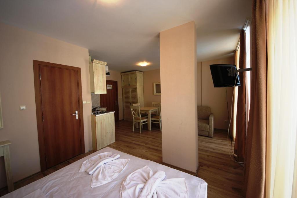 Menada Dawn Park Apartment Pantai Sunny Ruang foto